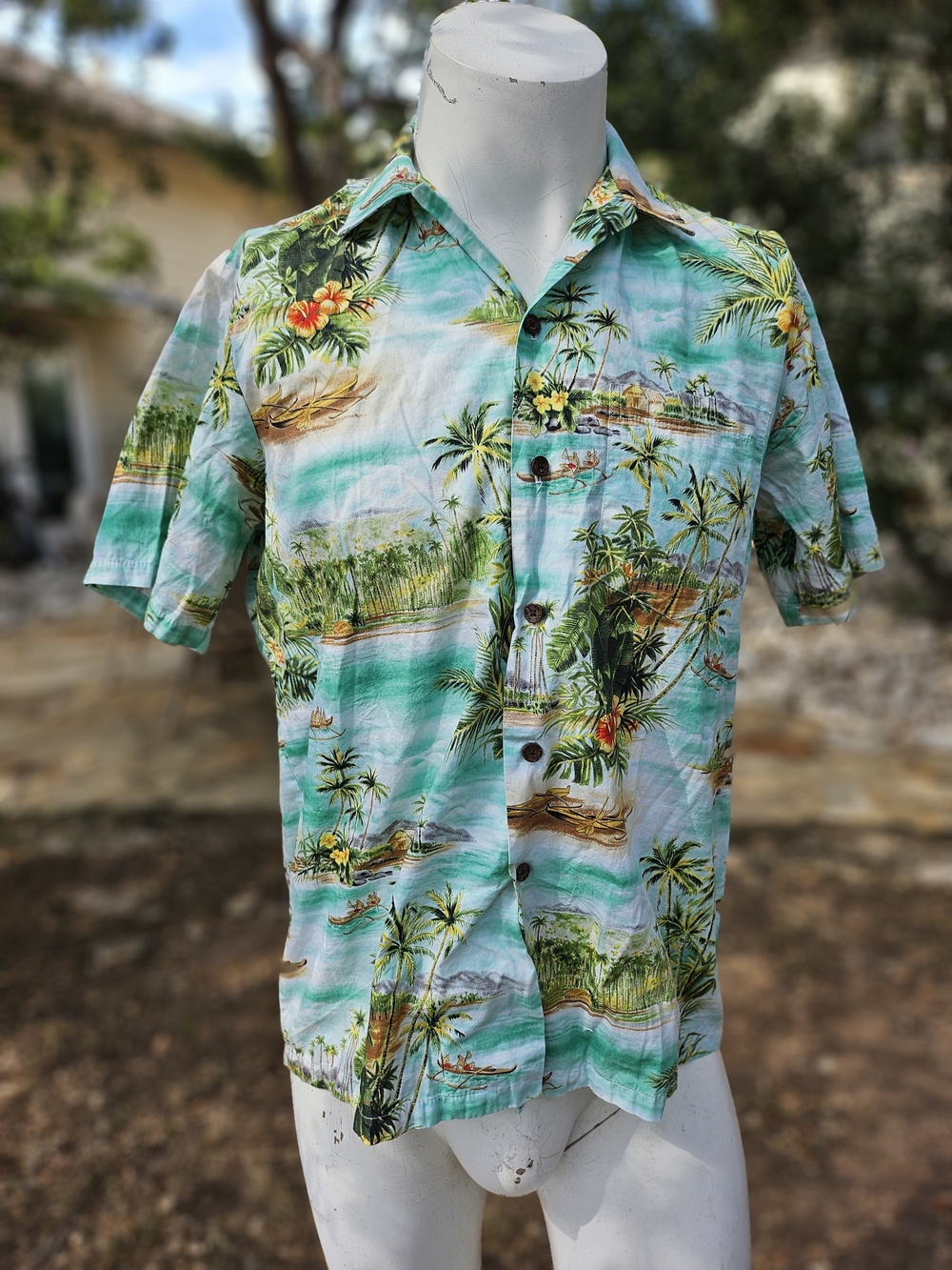 RJC Hawaii.Tropical Hawaiian Print Short-Sleeve Button-Down Shirt - Aqua Green M